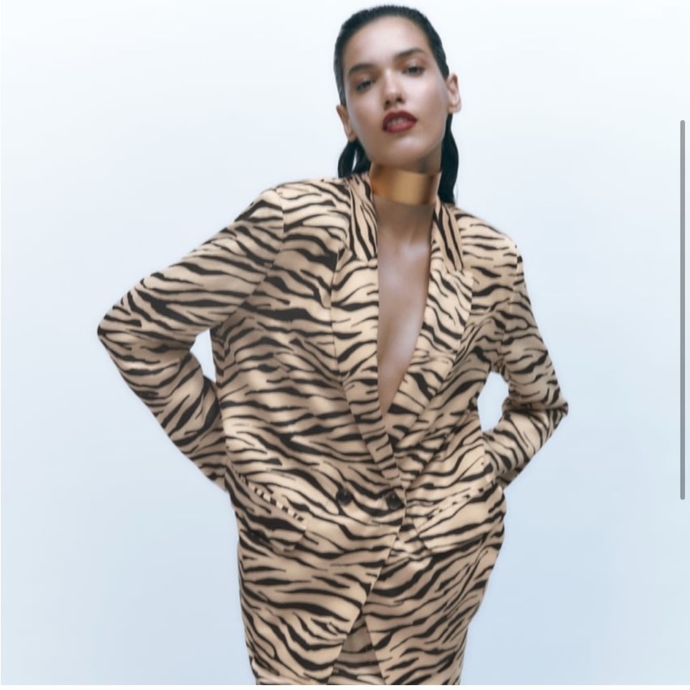 ZARA Bloggers Favorite Tiger Print Silk Satin Oversized Blazer